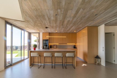 Сasa de 4 dormitorios en venta en Cabrils, Barcelona, Cataluña, Spain № 7194 - foto 8