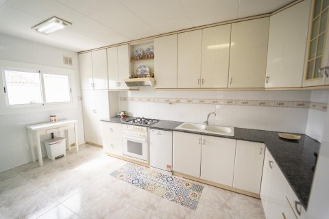 Купить дом в Кома-Руга, Испания с 5 комнат, 217м², № 1321 - фото 15