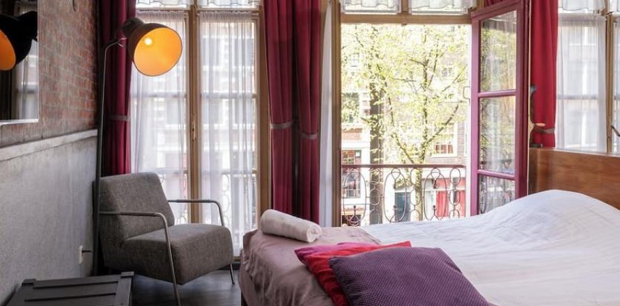 Коммерческая недвижимость 2000м² в Барселоне, Каталония, Испания № 1320