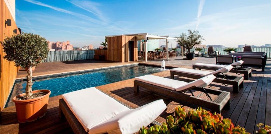 Коммерческая недвижимость в Ситжесе, Барселона, Каталония, Испания № 1322