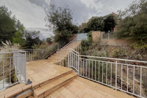 Сasa de 4 dormitorios en venta en Matadepera, Barcelona, Cataluña, Spain № 7025 - foto 4