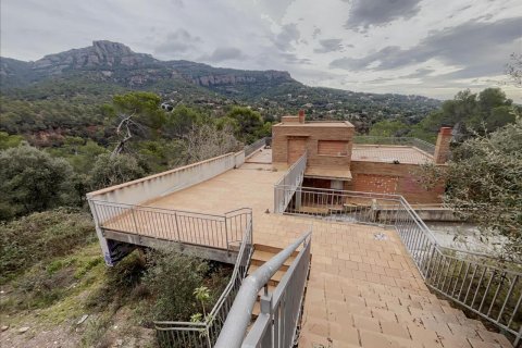 Сasa de 4 dormitorios en venta en Matadepera, Barcelona, Cataluña, Spain № 7025 - foto 3