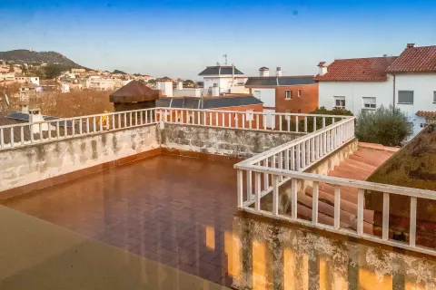 5 bedrooms house for sale in Vilassar de Dalt, Barcelona, Catalonia, Spain № 7024 - photo 5
