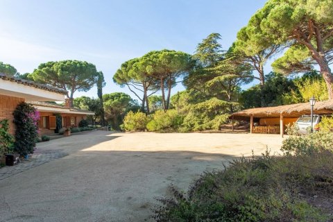 5 chambres house à vendre à Sant Andreu de Llavaneres, Barcelona, Catalonia, Spain № 3582 - photo 2