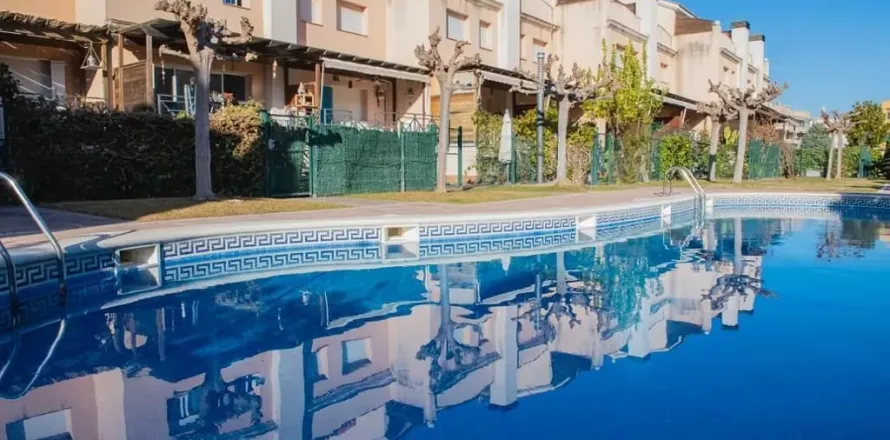 5 chambres townhouse à vendre à Calafell, Tarragona, Catalonia, Spain № 3642