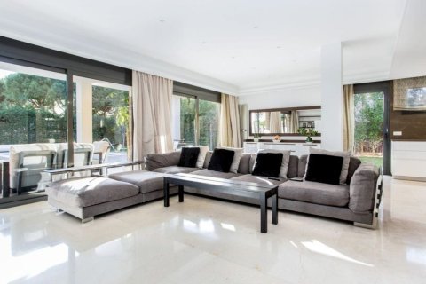 Сasa de 6 dormitorios en venta en Gavà, Barcelona, Cataluña, Spain № 1311 - foto 5