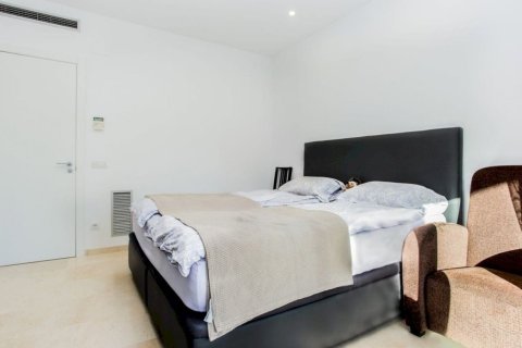 Сasa de 6 dormitorios en venta en Gavà, Barcelona, Cataluña, Spain № 1311 - foto 14