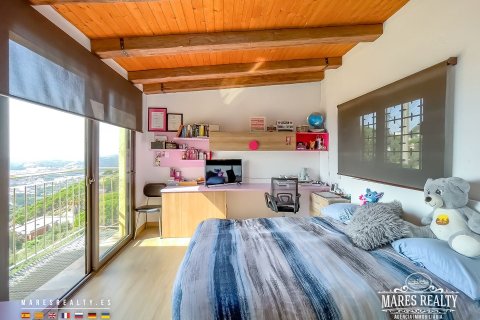 Купить виллу в Льорет-де-Мар, Испания с 13 спален, 650м², № 1305 - фото 12