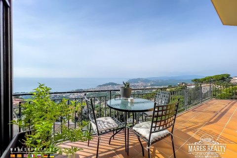 Вилла с 13 спальнями в Льорет-де-Мар, Герона, Каталония, Испания № 1305