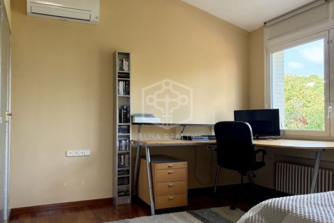 Купить виллу в Барселона, Испания с 5 спален, 510м², № 1306 - фото 18