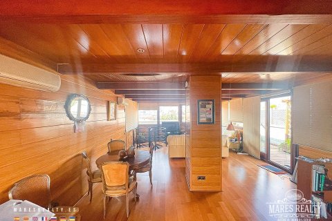 Купить квартиру в Барселона, Испания с 4 спальни, 196м², № 972 - фото 13