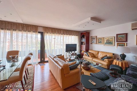 Купить квартиру в Барселона, Испания с 4 спальни, 196м², № 972 - фото 5