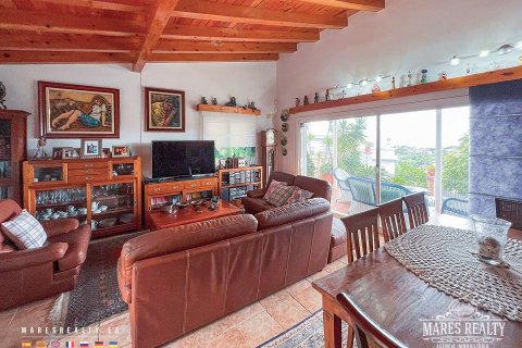 Купить виллу в Льорет-де-Мар, Испания с 3 спальни, 200м², № 969 - фото 4