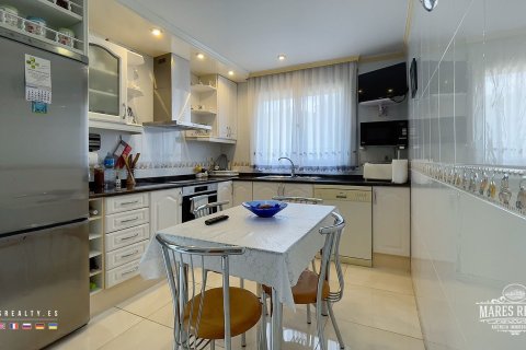 Купить виллу в Льорет-де-Мар, Испания с 3 спальни, 348м², № 973 - фото 4