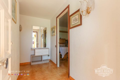 Купить виллу в Льорет-де-Мар, Испания с 7 спален, 250м², № 975 - фото 14