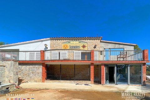 Купить виллу в Бланес, Испания с 4 спальни, 361м², № 971 - фото 3