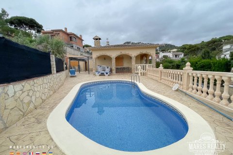 Вилла с 3 спальнями в Льорет-де-Мар, Герона, Каталония, Испания № 974