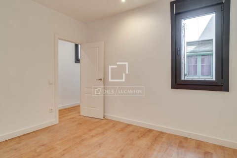 3 bedrooms apartment for sale in Barcelona, Catalonia, Spain № 7170 - photo 8