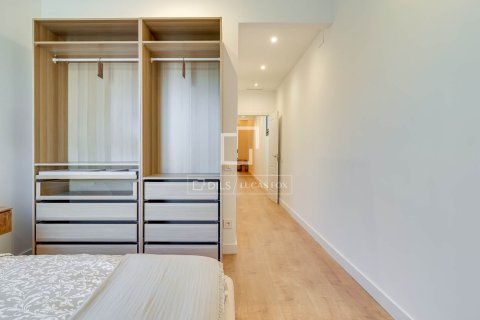 3 bedrooms apartment for sale in Barcelona, Catalonia, Spain № 7170 - photo 17