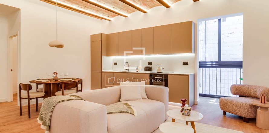 3 bedrooms apartment for sale in Barcelona, Catalonia, Spain № 7170