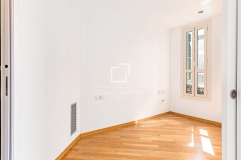 Купить квартиру в Барселона, Испания с 2 спальни, 71м², № 7173 - фото 9