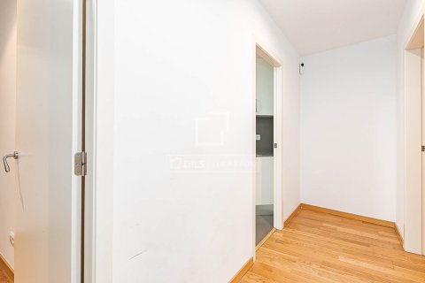 Купить квартиру в Барселона, Испания с 2 спальни, 71м², № 7173 - фото 17