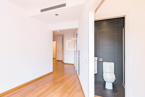 Купить квартиру в Барселона, Испания с 2 спальни, 71м², № 7173 - фото 14