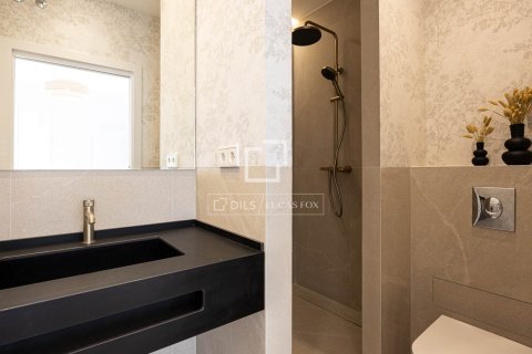 3 bedrooms apartment for sale in Barcelona, Catalonia, Spain № 7169 - photo 14