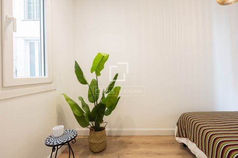 3 bedrooms apartment for sale in Barcelona, Catalonia, Spain № 7169 - photo 3