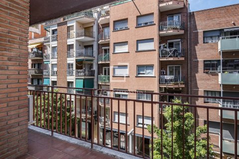 Apartamento de 4 dormitorios en venta en Sant Cugat del Vallès, Barcelona, Cataluña, Spain № 7168 - foto 24