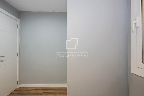 Apartamento de 4 dormitorios en venta en Sant Cugat del Vallès, Barcelona, Cataluña, Spain № 7168 - foto 15