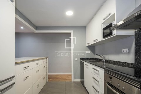 Apartamento de 4 dormitorios en venta en Sant Cugat del Vallès, Barcelona, Cataluña, Spain № 7168 - foto 2