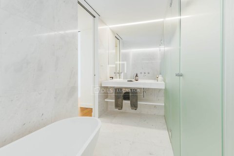 3 bedrooms apartment for sale in Barcelona, Catalonia, Spain № 6519 - photo 21