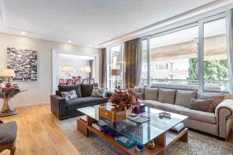 6 bedrooms apartment for sale in Barcelona, Catalonia, Spain № 6523 - photo 4