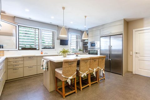 6 bedrooms apartment for sale in Barcelona, Catalonia, Spain № 6523 - photo 13