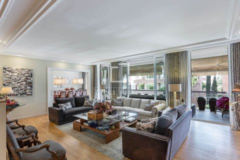 6 bedrooms apartment for sale in Barcelona, Catalonia, Spain № 6523