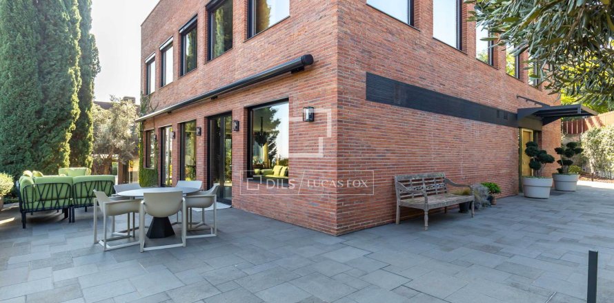 4 bedrooms villa for sale in Esplugues de Llobregat, Barcelona, Catalonia, Spain № 6524