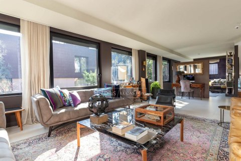 4 bedrooms villa for sale in Esplugues de Llobregat, Barcelona, Catalonia, Spain № 6524 - photo 13