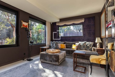 4 bedrooms villa for sale in Esplugues de Llobregat, Barcelona, Catalonia, Spain № 6524 - photo 17