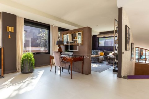 4 bedrooms villa for sale in Esplugues de Llobregat, Barcelona, Catalonia, Spain № 6524 - photo 15