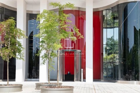 2 bedrooms apartment for sale in Barcelona, Catalonia, Spain № 6518 - photo 18