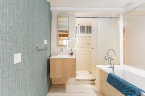 2 bedrooms apartment for sale in Barcelona, Catalonia, Spain № 6522 - photo 20