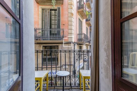 2 bedrooms apartment for sale in Barcelona, Catalonia, Spain № 6522 - photo 6