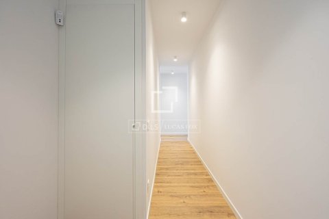 3 chambres apartment à vendre à Barcelona, Catalonia, Spain № 4399 - photo 20