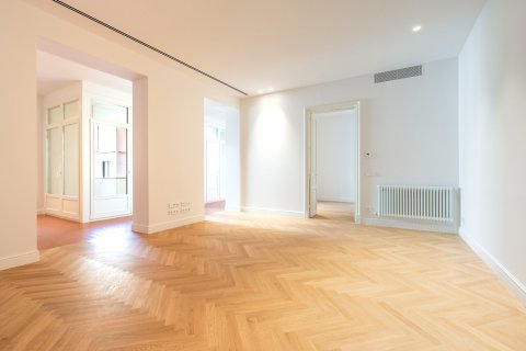 2 chambres apartment à vendre à Barcelona, Catalonia, Spain № 3592