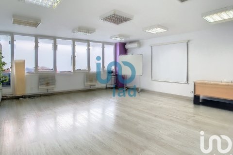291 sq.m. commercial property for rent in Barcelona, Catalonia, Spain № 5142 - photo 14