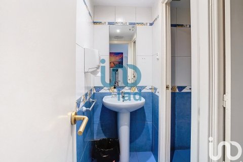 291 sq.m. commercial property for rent in Barcelona, Catalonia, Spain № 5142 - photo 16