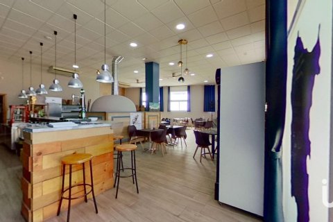 113 sq.m. commercial property for rent in Altafulla, Tarragona, Catalonia, Spain № 5143 - photo 29