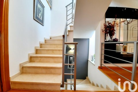 Сasa de 3 dormitorios en alquiler en Sant Vicenc De Montalt, Barcelona, Cataluña, Spain № 5148 - foto 11