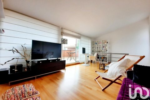 Сasa de 3 dormitorios en alquiler en Sant Vicenc De Montalt, Barcelona, Cataluña, Spain № 5148 - foto 12